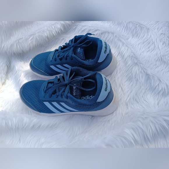 Adidas running shoes - Picture 6 of 8